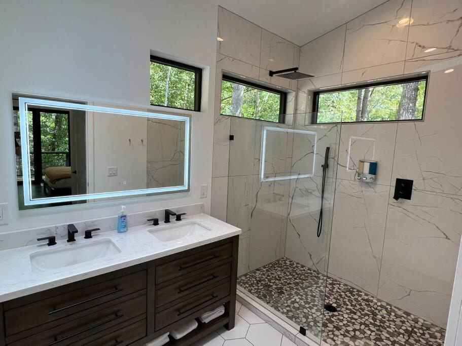فيلا Modern Mountain Getaway With Hot Tub, Fire Pit Sautee Nacoochee المظهر الخارجي الصورة